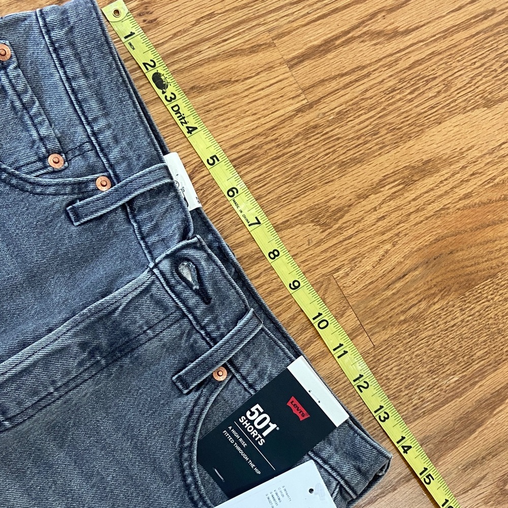 Levi's 501 Black-Gray Washed Denim Shorts NWT - Picture 4 of 7
